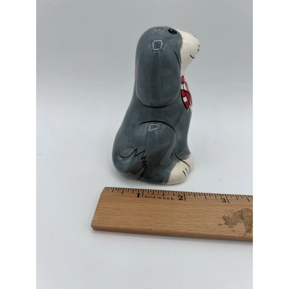 The Unbranded Brand pepper includes